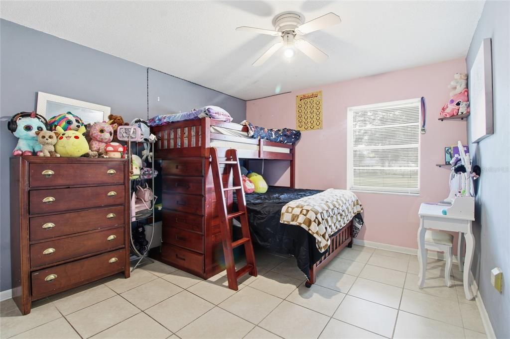 Active With Contract: $269,000 (3 beds, 2 baths, 1829 Square Feet)