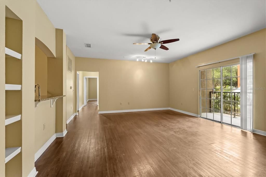 For Rent: $1,795 (2 beds, 2 baths, 1242 Square Feet)