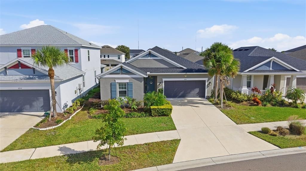 En Venta: $545,000 (4 camas, 3 baños, 2401 Pies cuadrados)