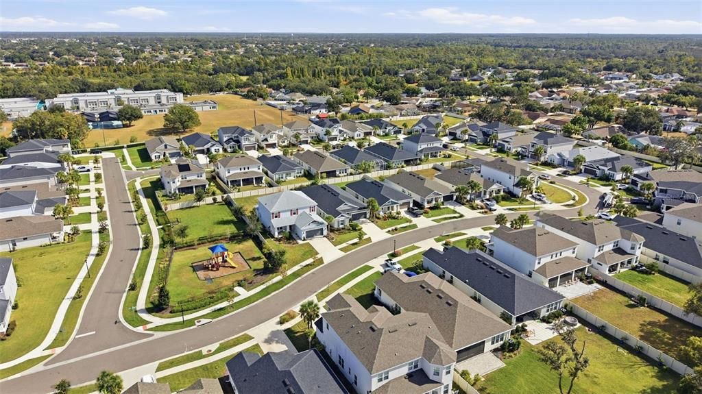 En Venta: $545,000 (4 camas, 3 baños, 2401 Pies cuadrados)