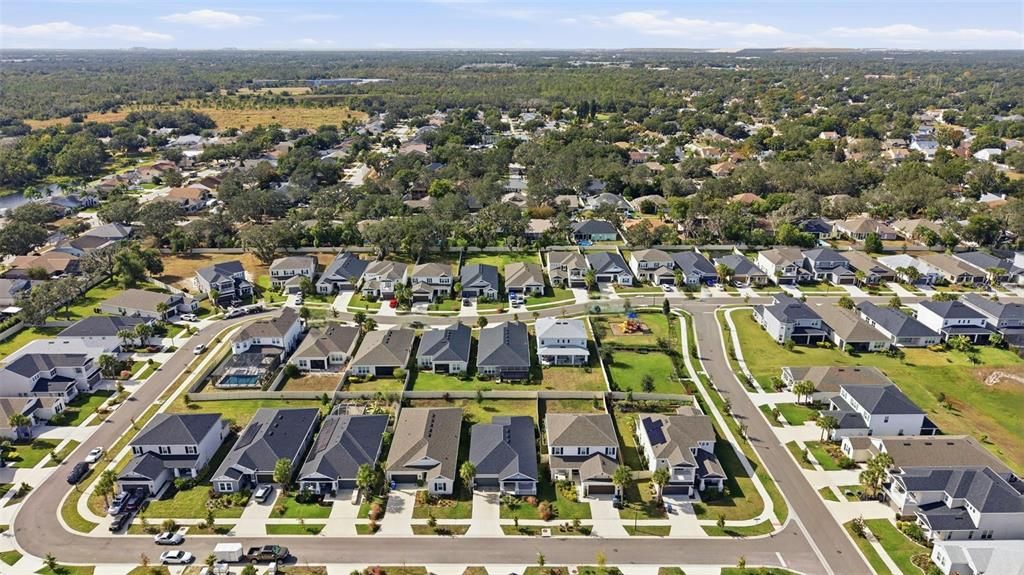 En Venta: $545,000 (4 camas, 3 baños, 2401 Pies cuadrados)