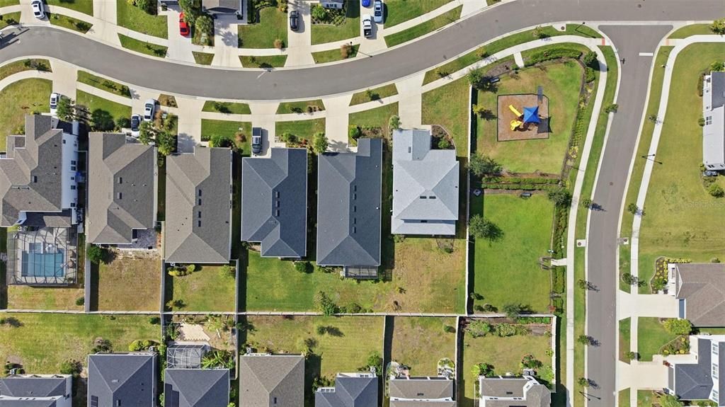 En Venta: $545,000 (4 camas, 3 baños, 2401 Pies cuadrados)