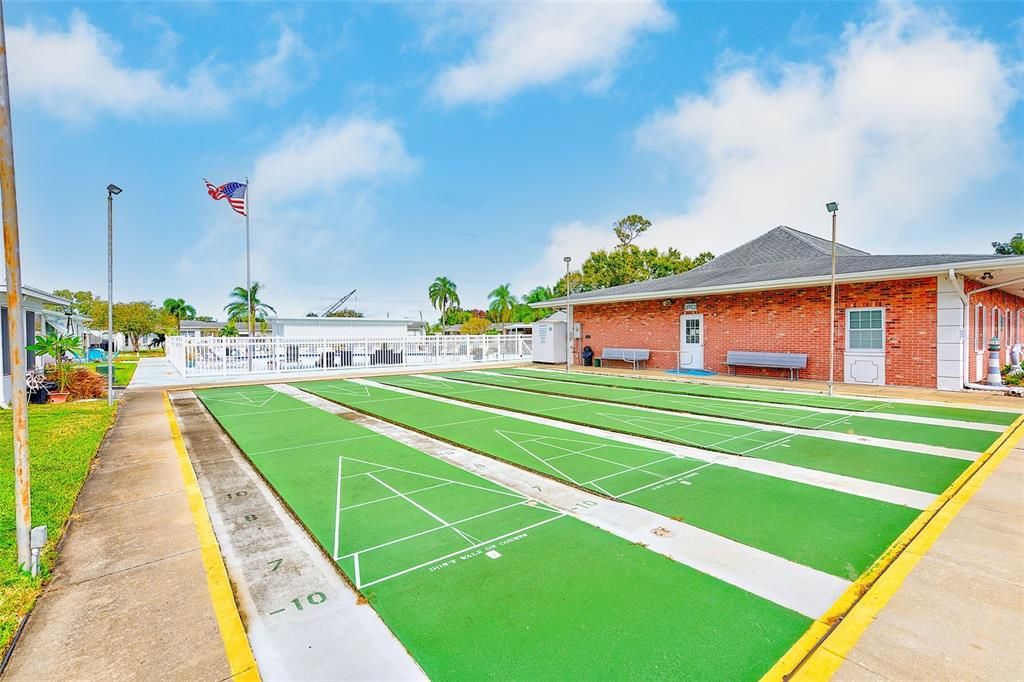 На продажу: $120,000 (2 спален, 1 ванн, 830 Квадратных фут)