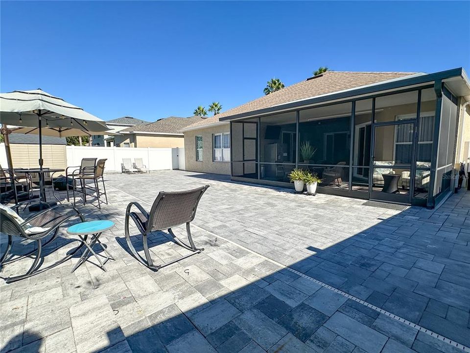 Active With Contract: $575,000 (4 beds, 2 baths, 2295 Square Feet)