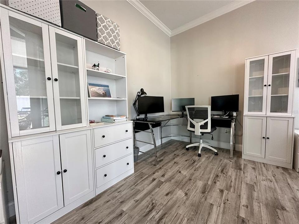 Active With Contract: $575,000 (4 beds, 2 baths, 2295 Square Feet)