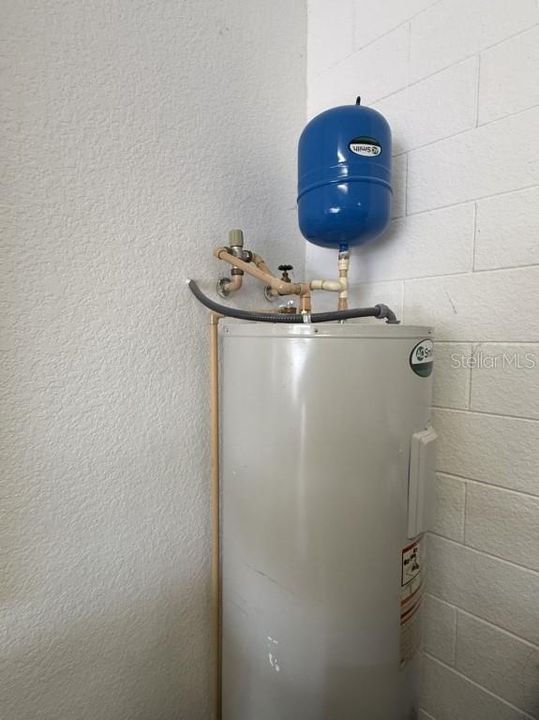 En Venta: $995,000 (4 camas, 3 baños, 2531 Pies cuadrados)