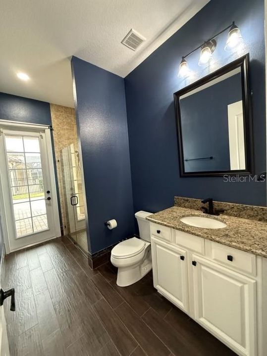 En Venta: $995,000 (4 camas, 3 baños, 2531 Pies cuadrados)