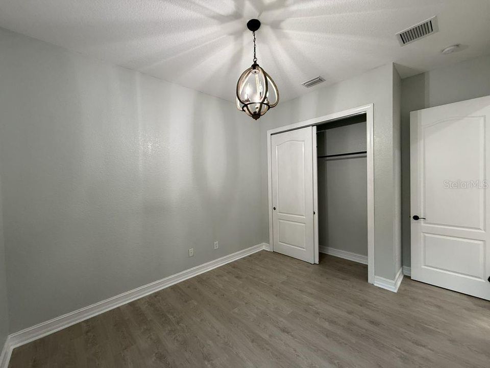 En Venta: $995,000 (4 camas, 3 baños, 2531 Pies cuadrados)