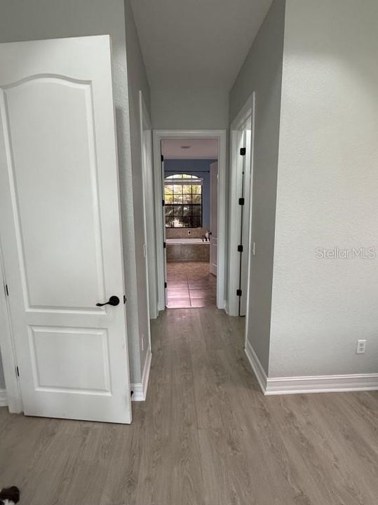 En Venta: $995,000 (4 camas, 3 baños, 2531 Pies cuadrados)