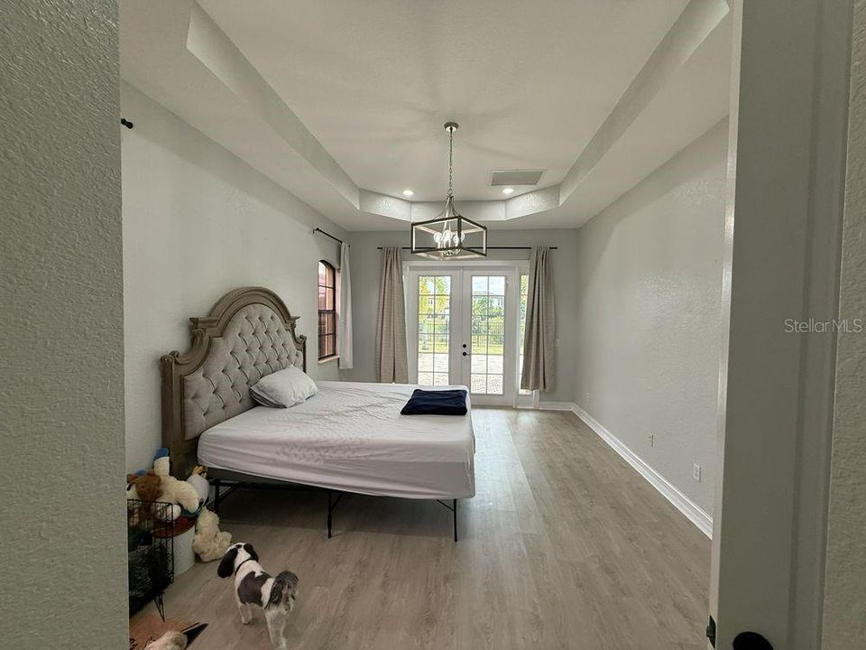 En Venta: $995,000 (4 camas, 3 baños, 2531 Pies cuadrados)