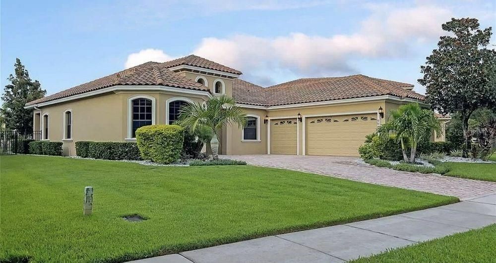 En Venta: $995,000 (4 camas, 3 baños, 2531 Pies cuadrados)