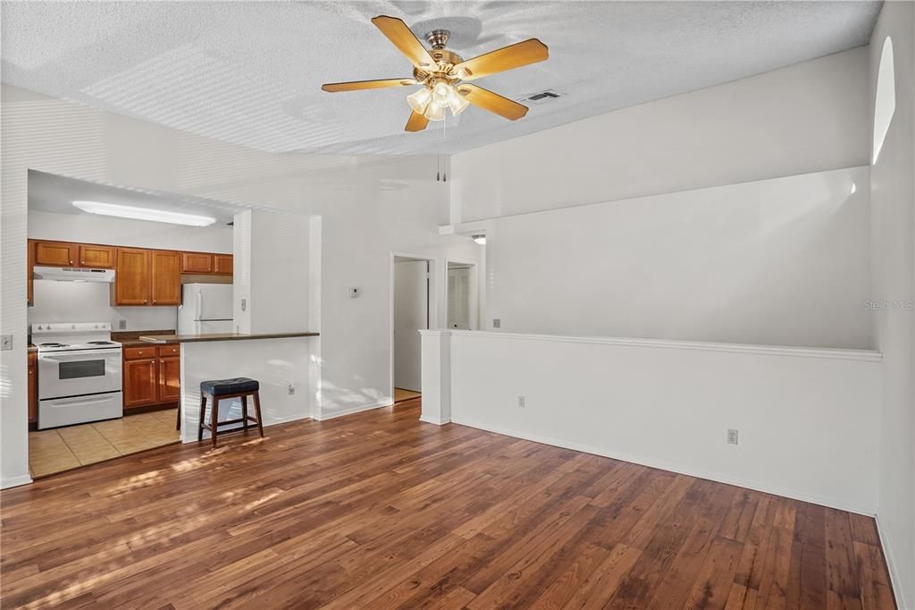 En Venta: $175,000 (1 camas, 1 baños, 851 Pies cuadrados)