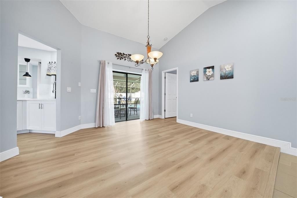 待售: $699,000 (3 贝兹, 2 浴室, 1960 平方英尺)