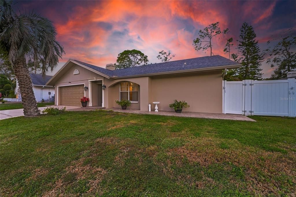 待售: $699,000 (3 贝兹, 2 浴室, 1960 平方英尺)