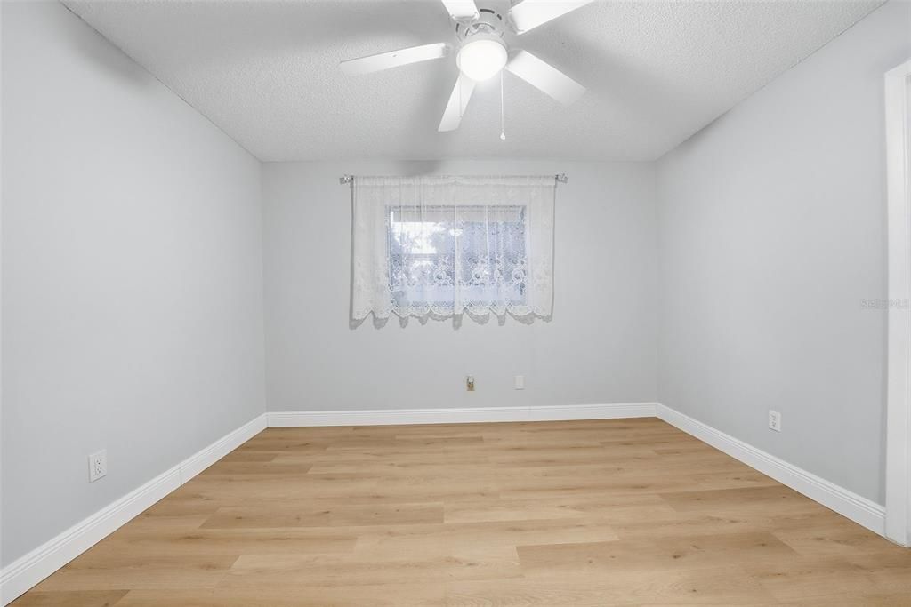 待售: $699,000 (3 贝兹, 2 浴室, 1960 平方英尺)