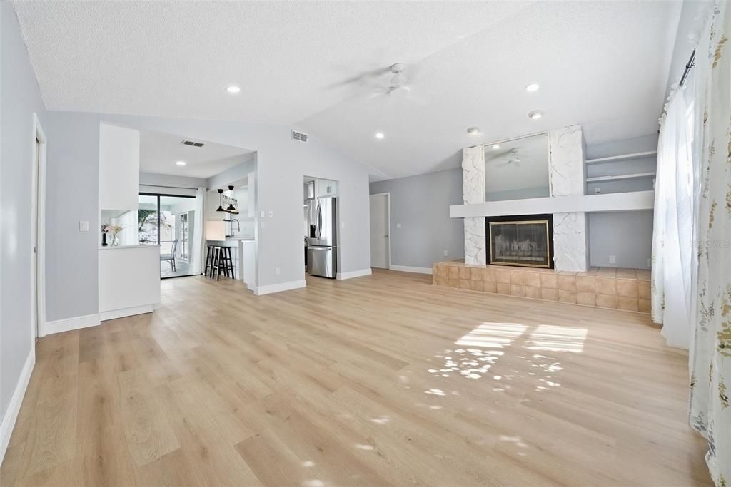 待售: $699,000 (3 贝兹, 2 浴室, 1960 平方英尺)