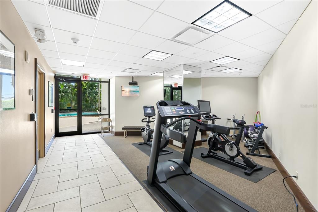 En Venta: $995,000 (2 camas, 2 baños, 1829 Pies cuadrados)