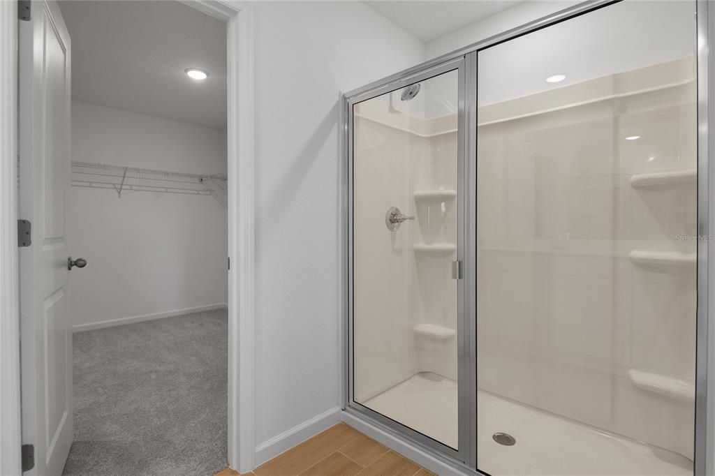 For Sale: $349,950 (4 beds, 3 baths, 2670 Square Feet)