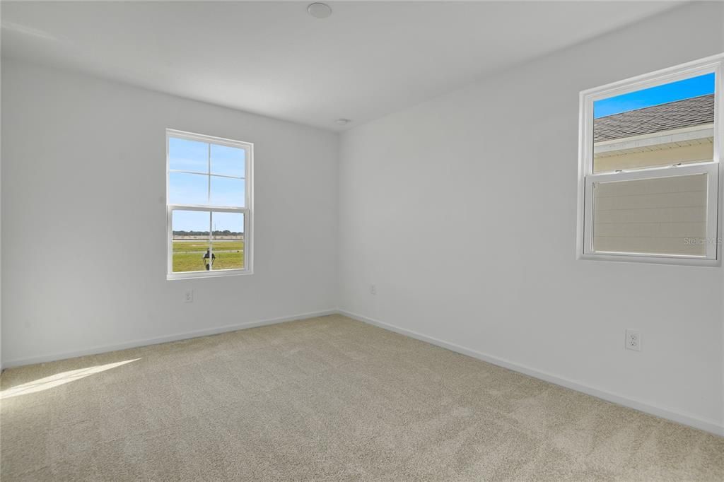 For Sale: $349,950 (4 beds, 3 baths, 2670 Square Feet)