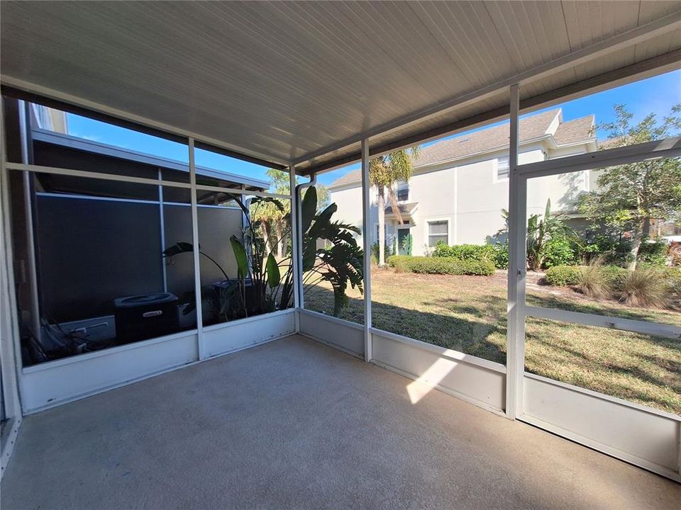 For Rent: $2,095 (3 beds, 2 baths, 1596 Square Feet)