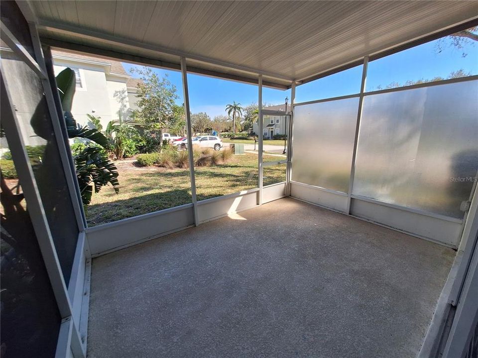 For Rent: $2,095 (3 beds, 2 baths, 1596 Square Feet)