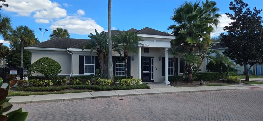 Active With Contract: $1,850 (3 beds, 2 baths, 1348 Square Feet)