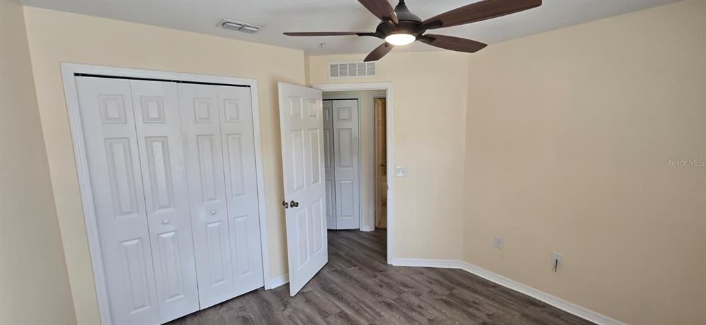 Active With Contract: $1,850 (3 beds, 2 baths, 1348 Square Feet)