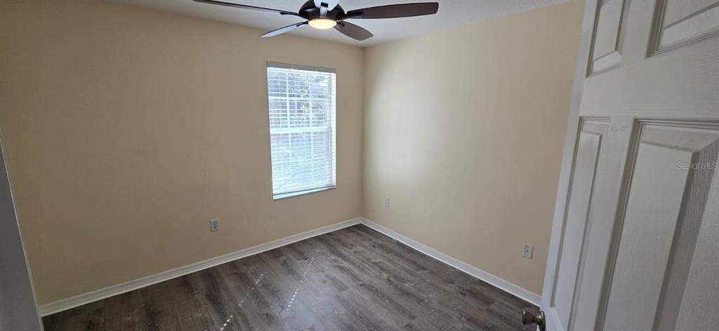 Active With Contract: $1,850 (3 beds, 2 baths, 1348 Square Feet)
