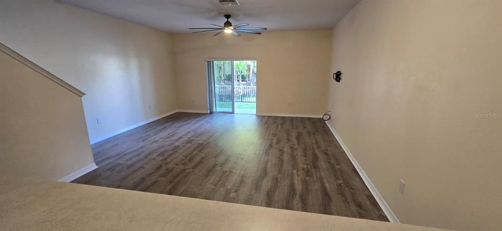 Active With Contract: $1,850 (3 beds, 2 baths, 1348 Square Feet)