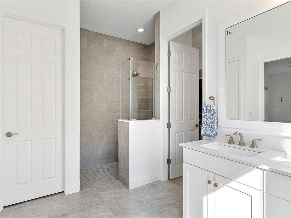 待售: $1,510,000 (3 贝兹, 2 浴室, 2870 平方英尺)