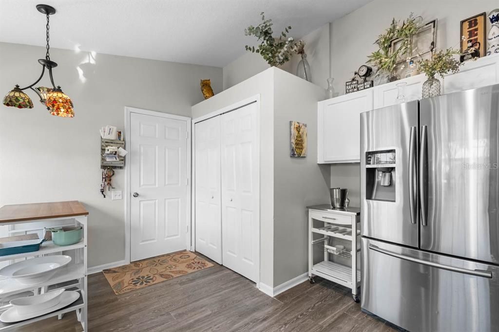 Activo con contrato: $374,900 (3 camas, 2 baños, 1465 Pies cuadrados)