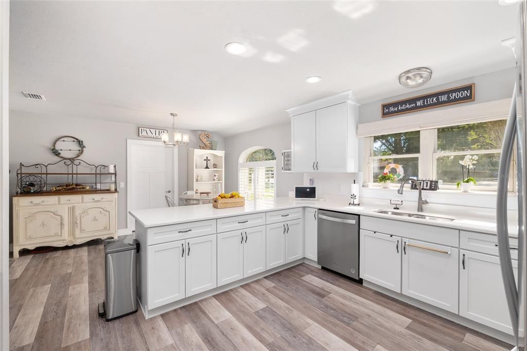 待售: $715,000 (3 贝兹, 3 浴室, 2893 平方英尺)