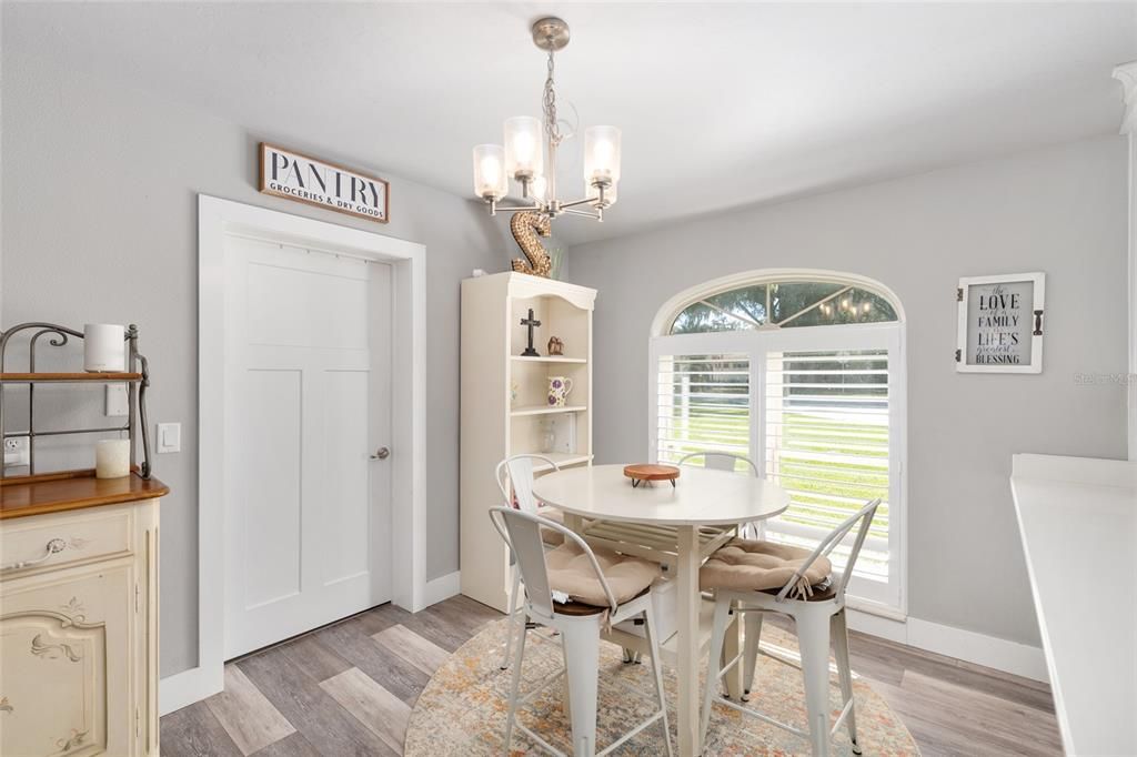 待售: $715,000 (3 贝兹, 3 浴室, 2893 平方英尺)