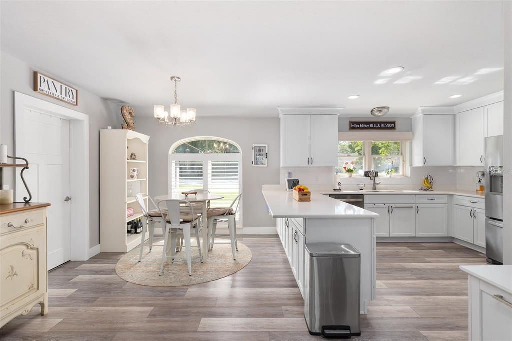 待售: $715,000 (3 贝兹, 3 浴室, 2893 平方英尺)