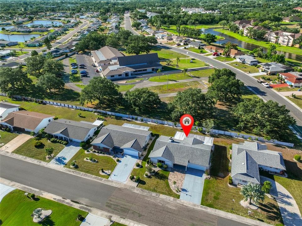 For Sale: $330,000 (2 beds, 2 baths, 1852 Square Feet)