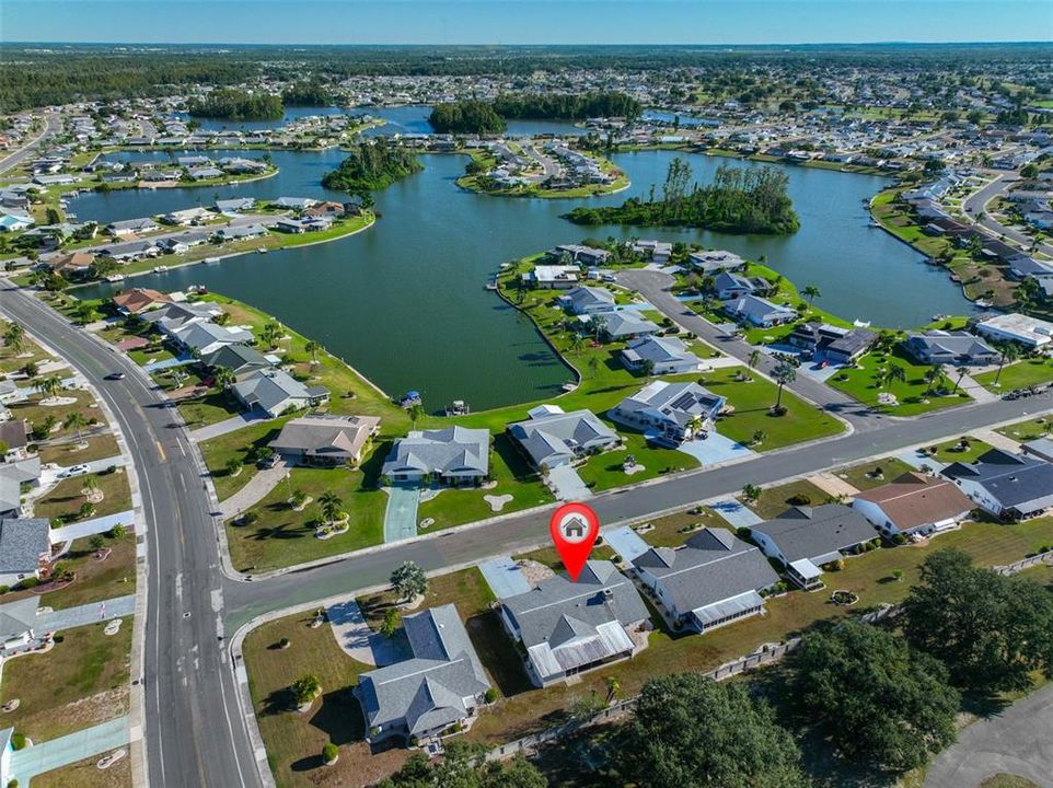 For Sale: $330,000 (2 beds, 2 baths, 1852 Square Feet)