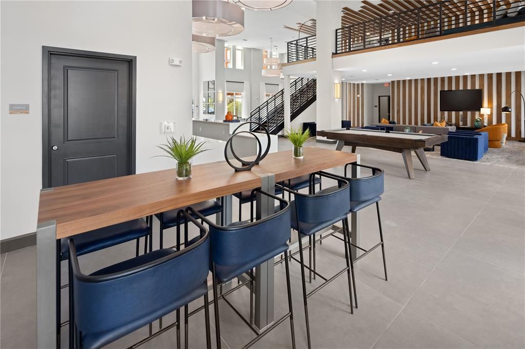 出租: $1,881 (1 贝兹, 1 浴室, 763 平方英尺)