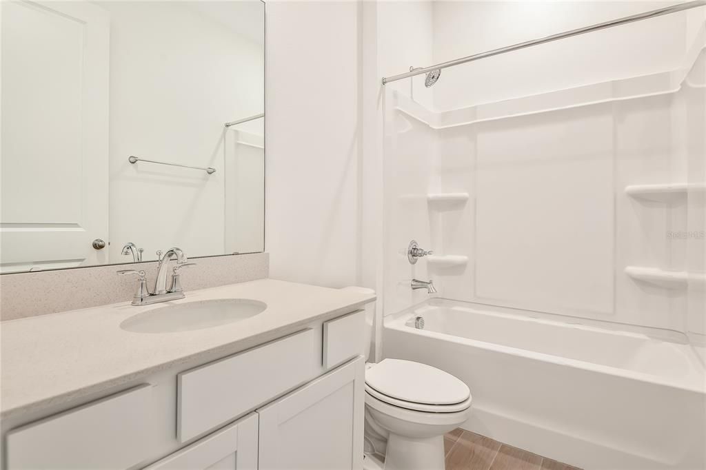 На продажу: $362,555 (4 спален, 3 ванн, 2170 Квадратных фут)