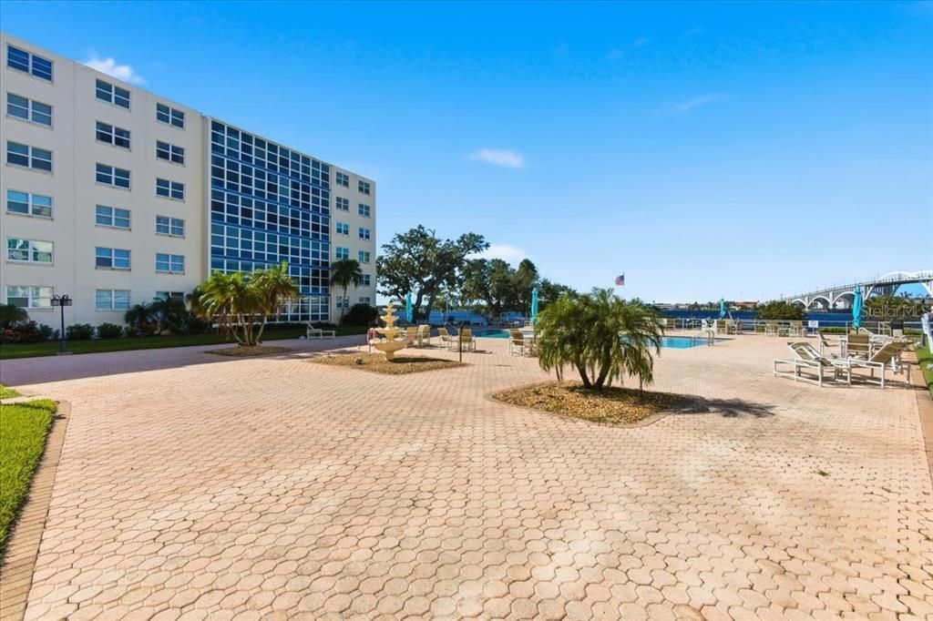 На продажу: $169,000 (2 спален, 2 ванн, 1038 Квадратных фут)