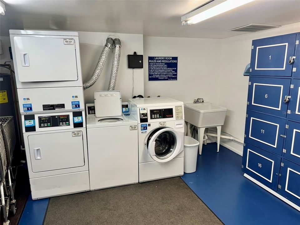 На продажу: $169,000 (2 спален, 2 ванн, 1038 Квадратных фут)