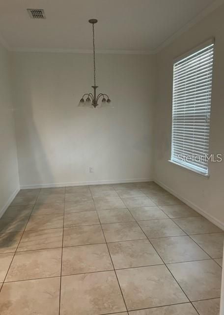 For Rent: $2,450 (3 beds, 2 baths, 1716 Square Feet)
