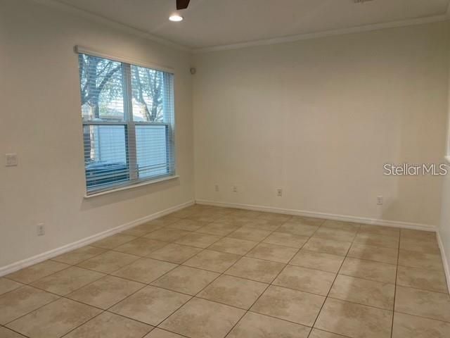 For Rent: $2,450 (3 beds, 2 baths, 1716 Square Feet)