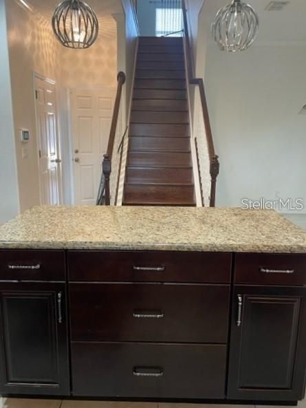 For Rent: $2,450 (3 beds, 2 baths, 1716 Square Feet)