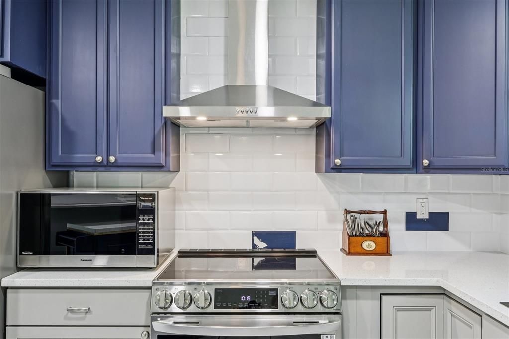 For Sale: $465,000 (3 beds, 2 baths, 1249 Square Feet)