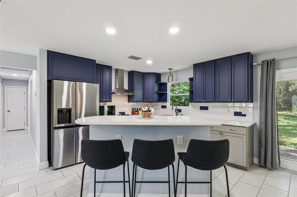 For Sale: $465,000 (3 beds, 2 baths, 1249 Square Feet)