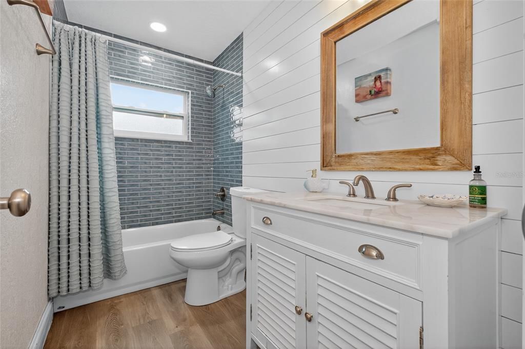 For Sale: $595,000 (3 beds, 2 baths, 1656 Square Feet)