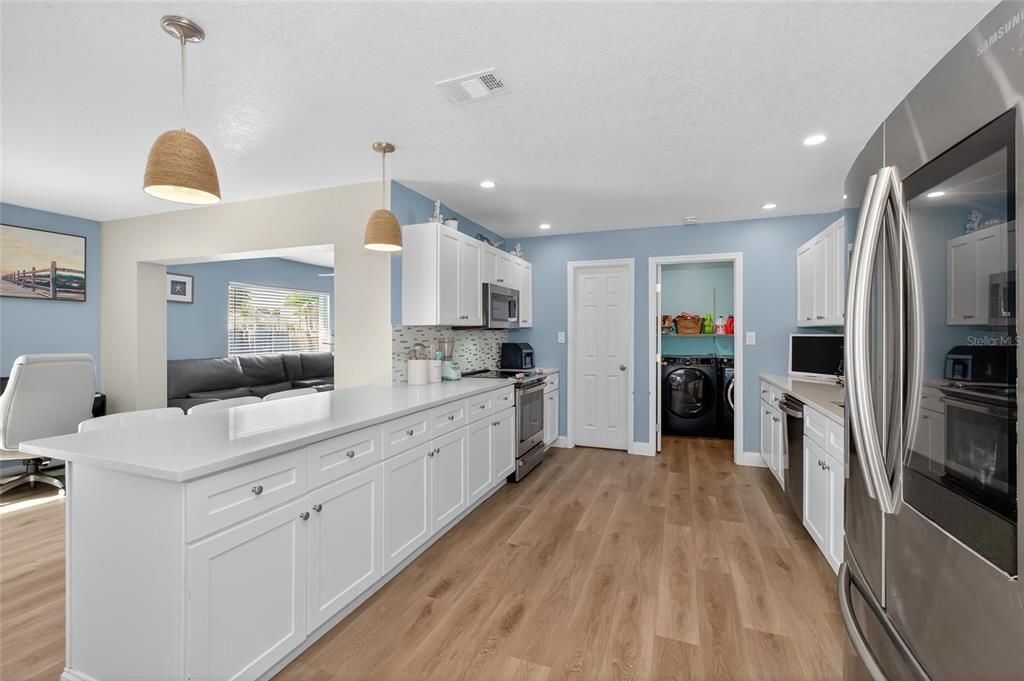 For Sale: $595,000 (3 beds, 2 baths, 1656 Square Feet)