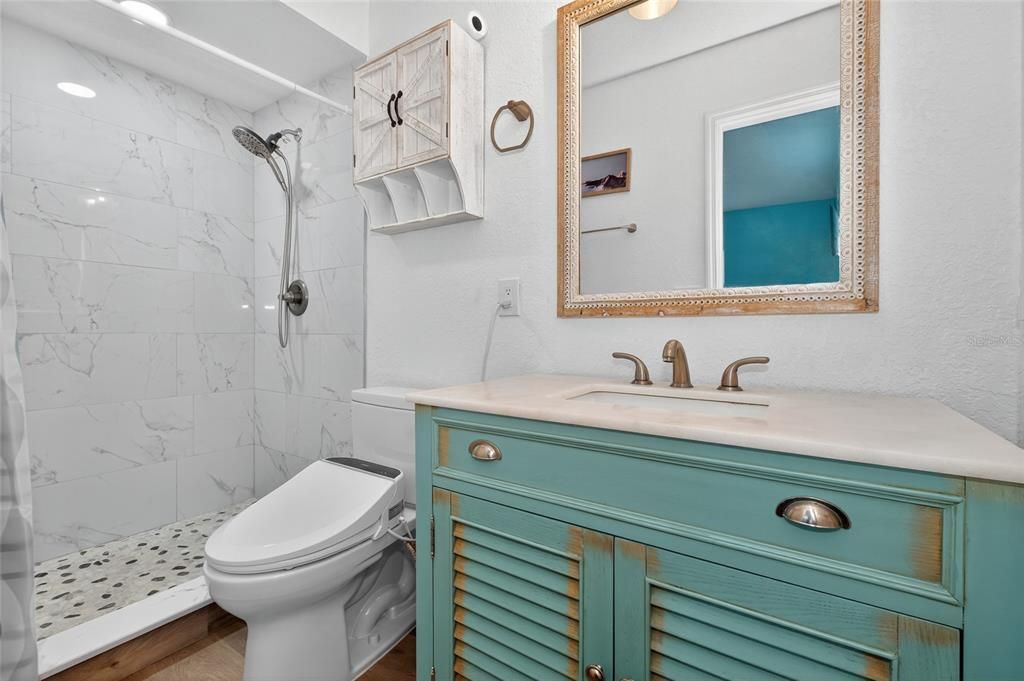 For Sale: $595,000 (3 beds, 2 baths, 1656 Square Feet)