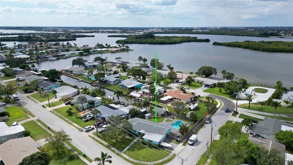 For Sale: $595,000 (3 beds, 2 baths, 1656 Square Feet)