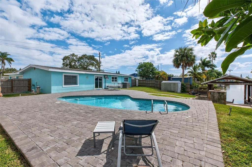 For Sale: $595,000 (3 beds, 2 baths, 1656 Square Feet)